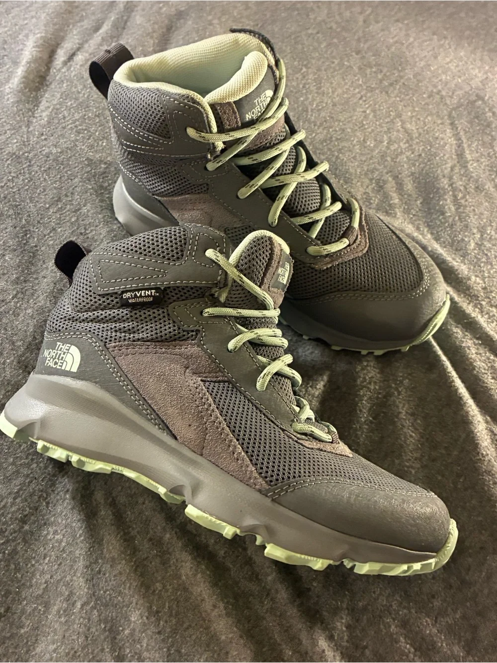 The North Face Unisex Kids Grey & Light Green Trail Hiking Shoes